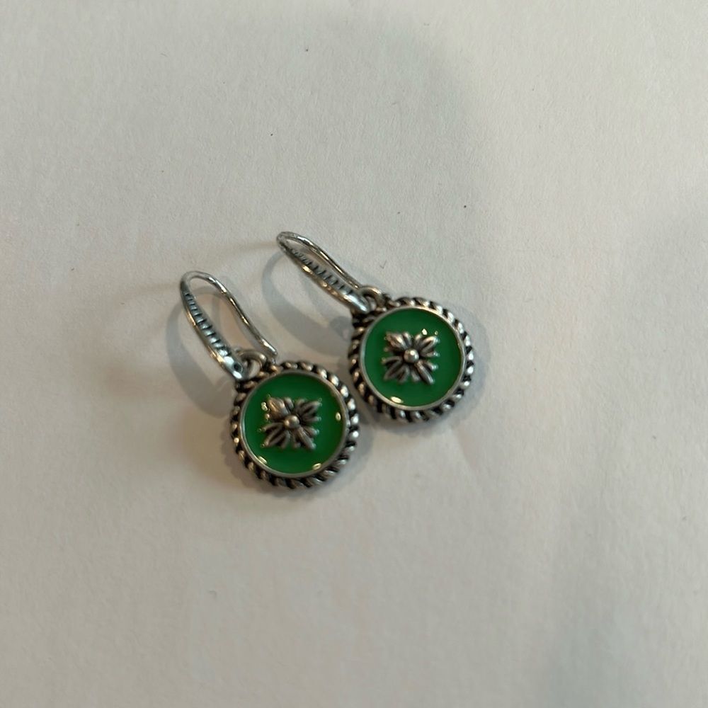 NWOT Patricia Nash Silver Hanging Earrings